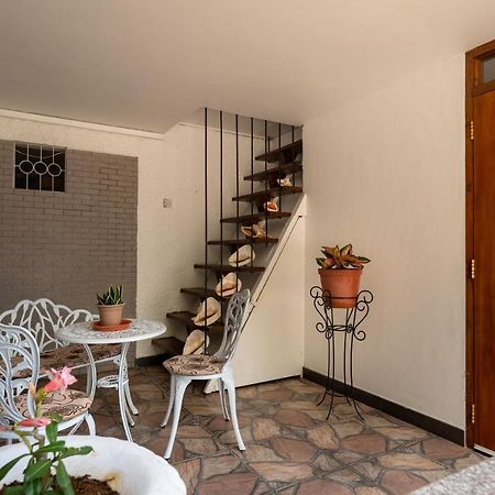 Janes' Serenity Guesthouse Anse a La Mouche Exterior foto